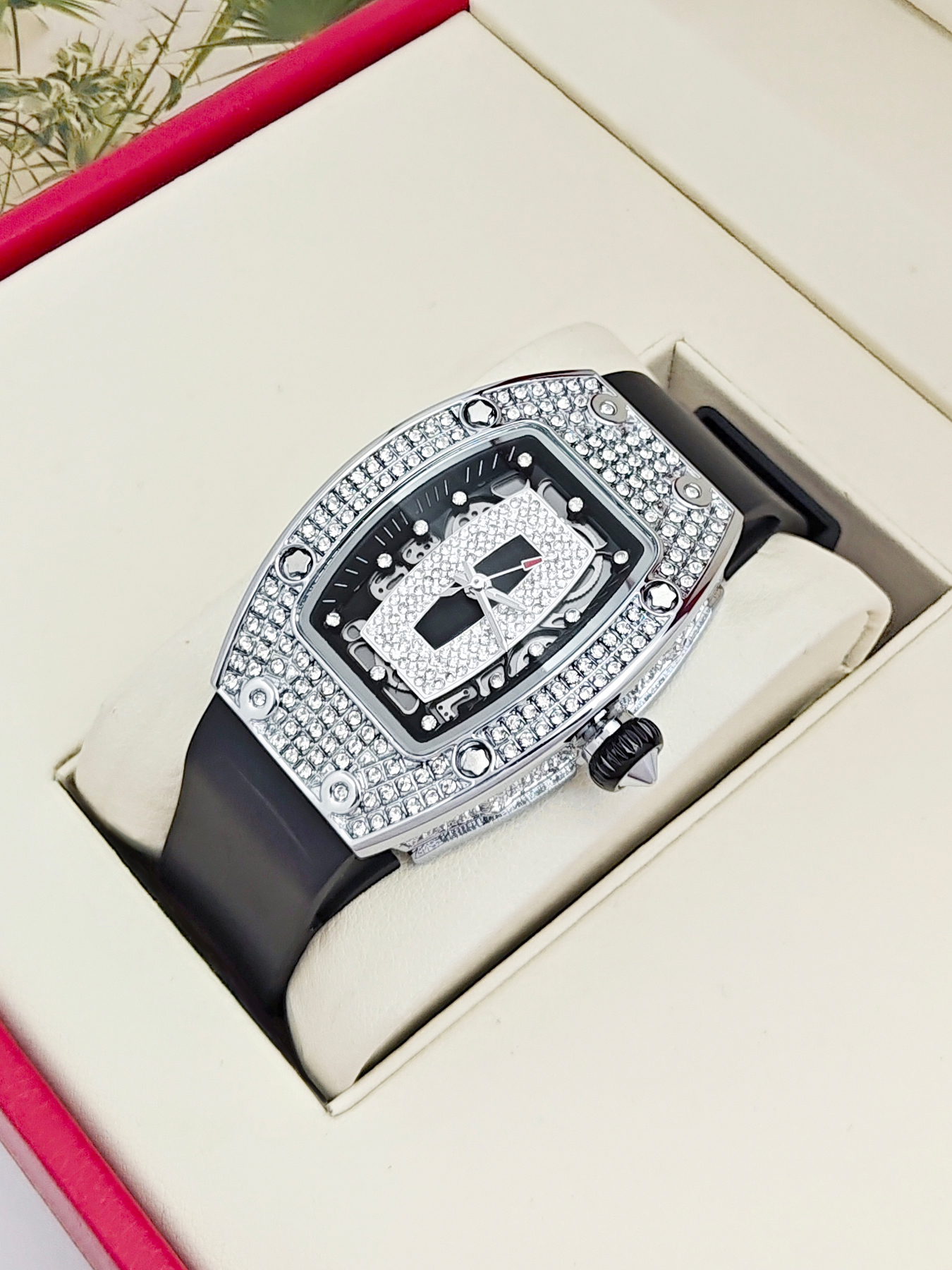 Trendy Full Diamond Women's Qu - Luxury Watch It avis et prix