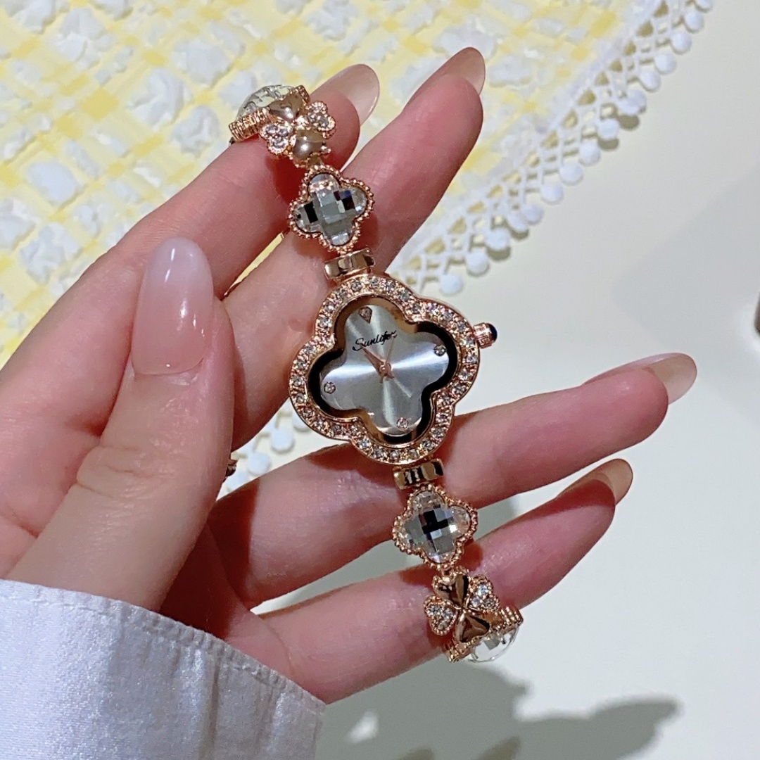Fashion Clover bracelet Women' - Luxury Watch Diamond avis et prix