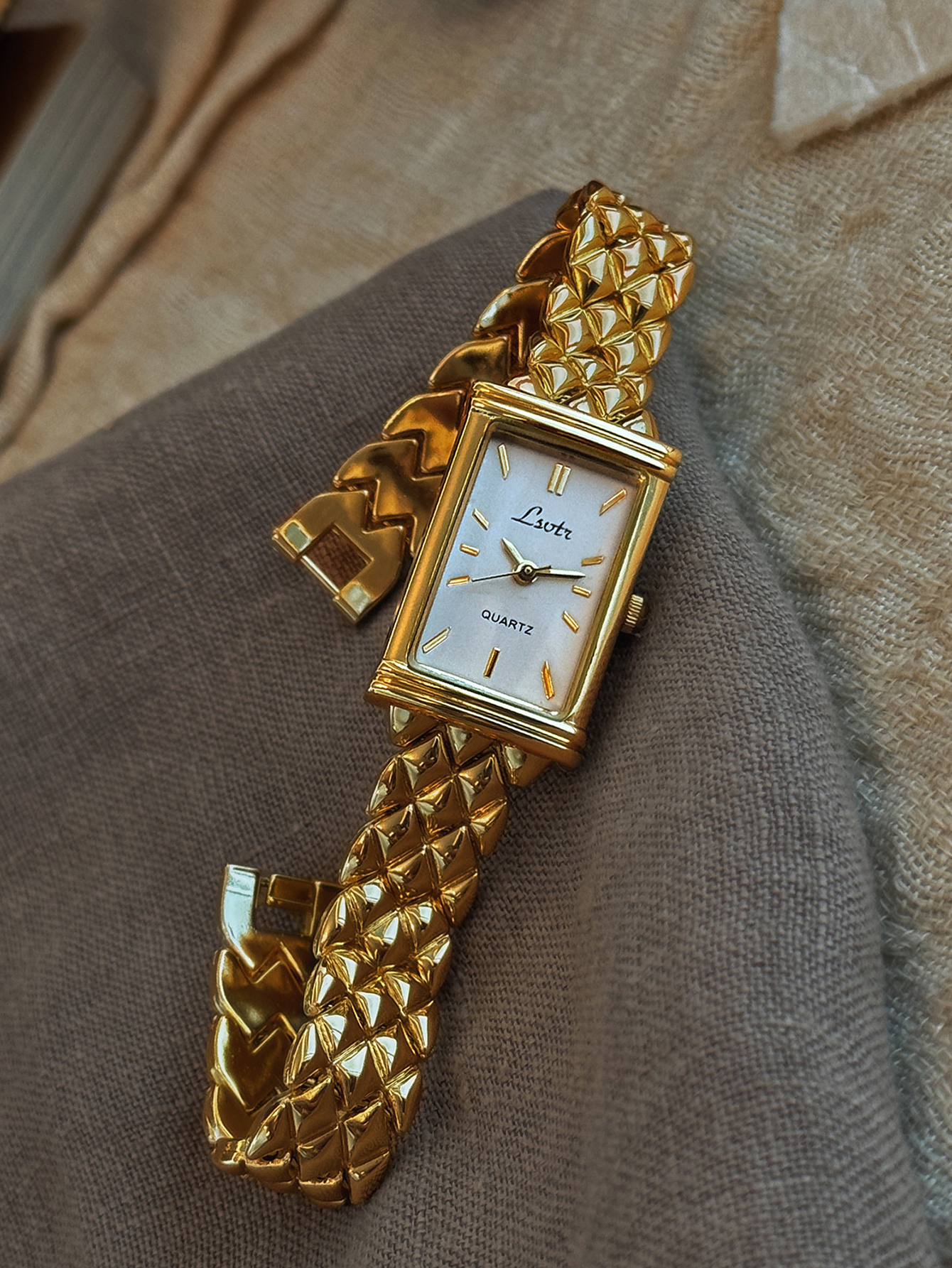 1 New Gold-Colored French High - Luxury Watch Collection avis et prix