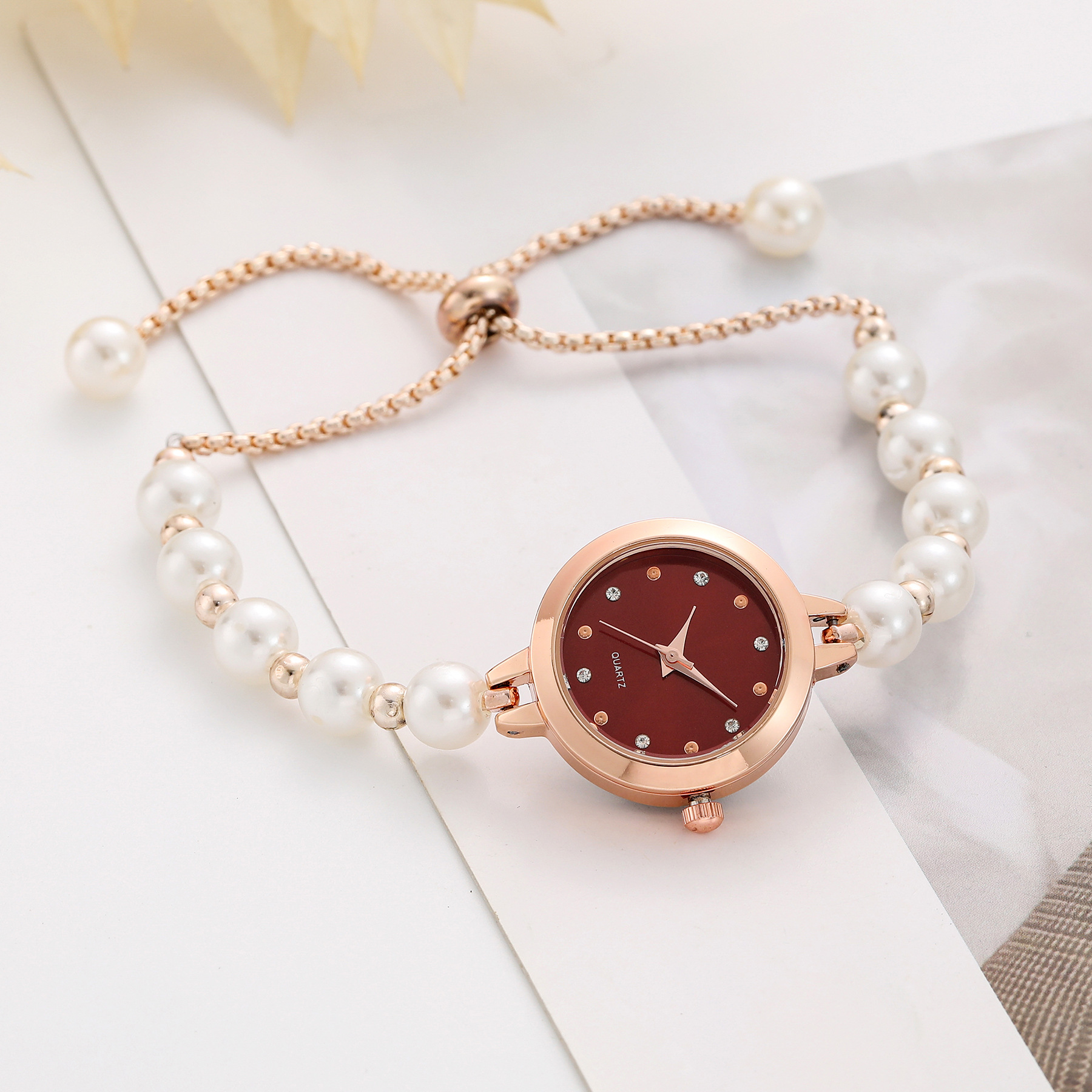 New Minimalist Style Pearl Bra - Luxury Watch In China avis et prix