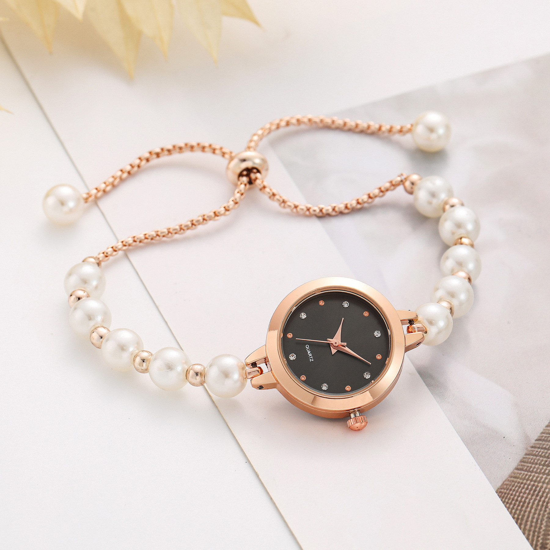 New Minimalist Style Pearl Bra - Luxury Watch In China avis et prix