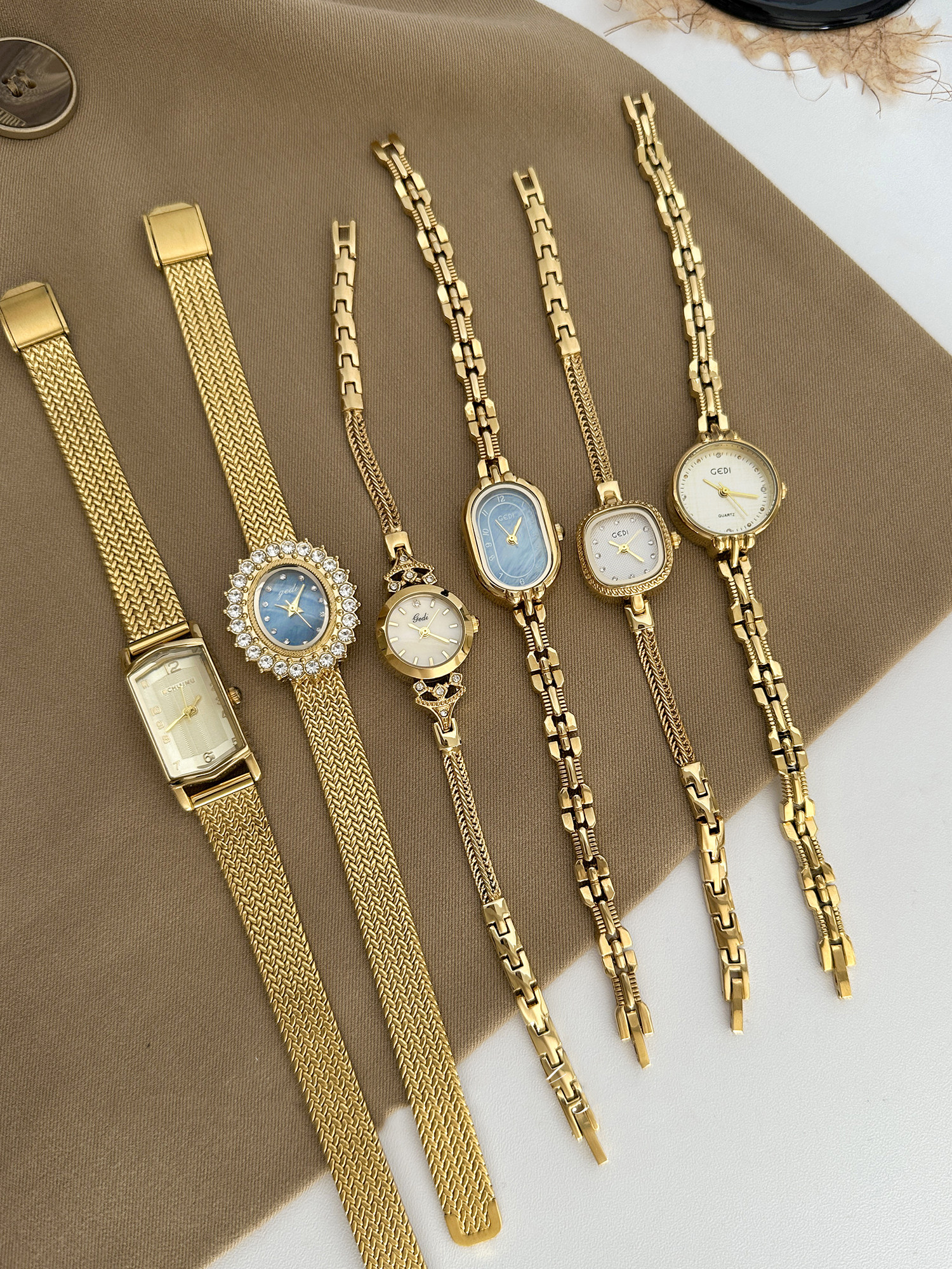 Vintage Gold Women's Watch Col - Luxury Watch Collection avis et prix