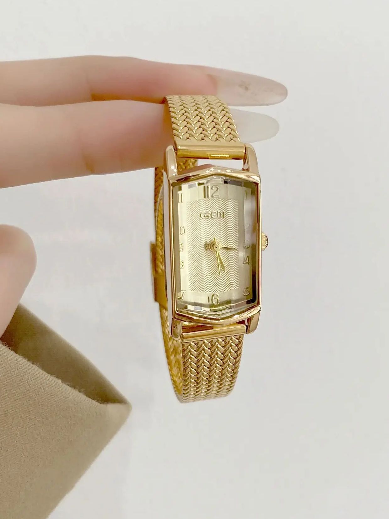 Vintage Gold Women's Watch Col - Luxury Watch Collection avis et prix