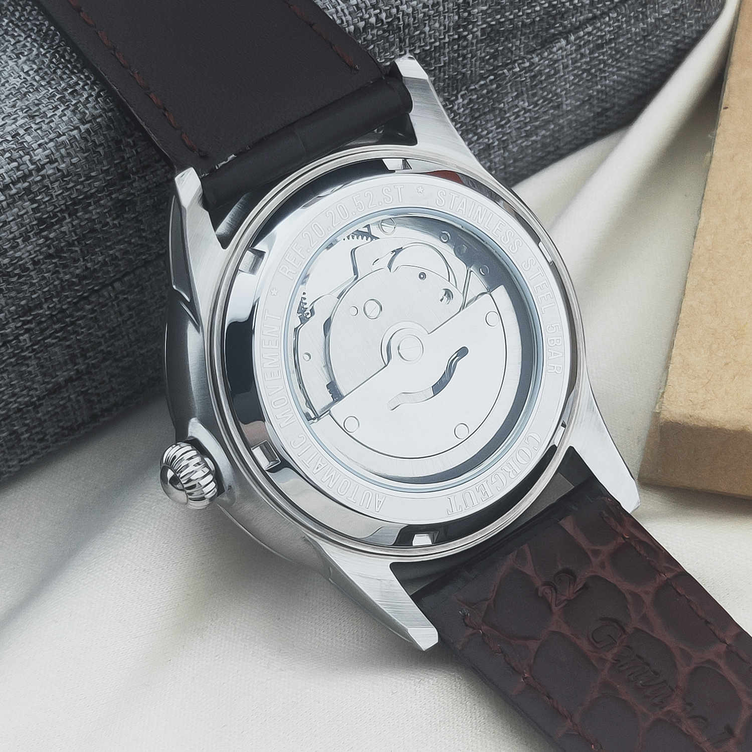 CUSTOM Logo 41mm MIYOTA8215 Au - Luxury Watch Collection avis et prix
