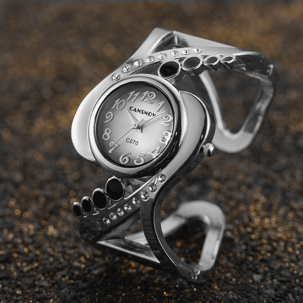 Special Fashion Female Watches - Luxury Watch Unique avis et prix